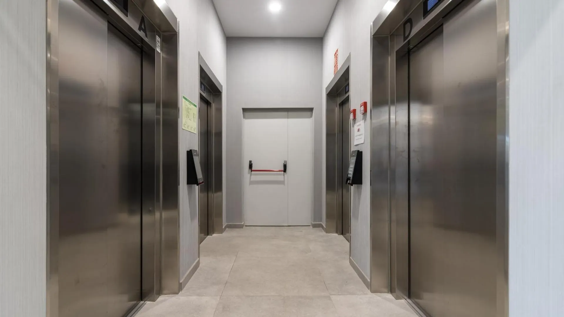 Suite Homes Urban Sky Tower 4 G Malaga Spain