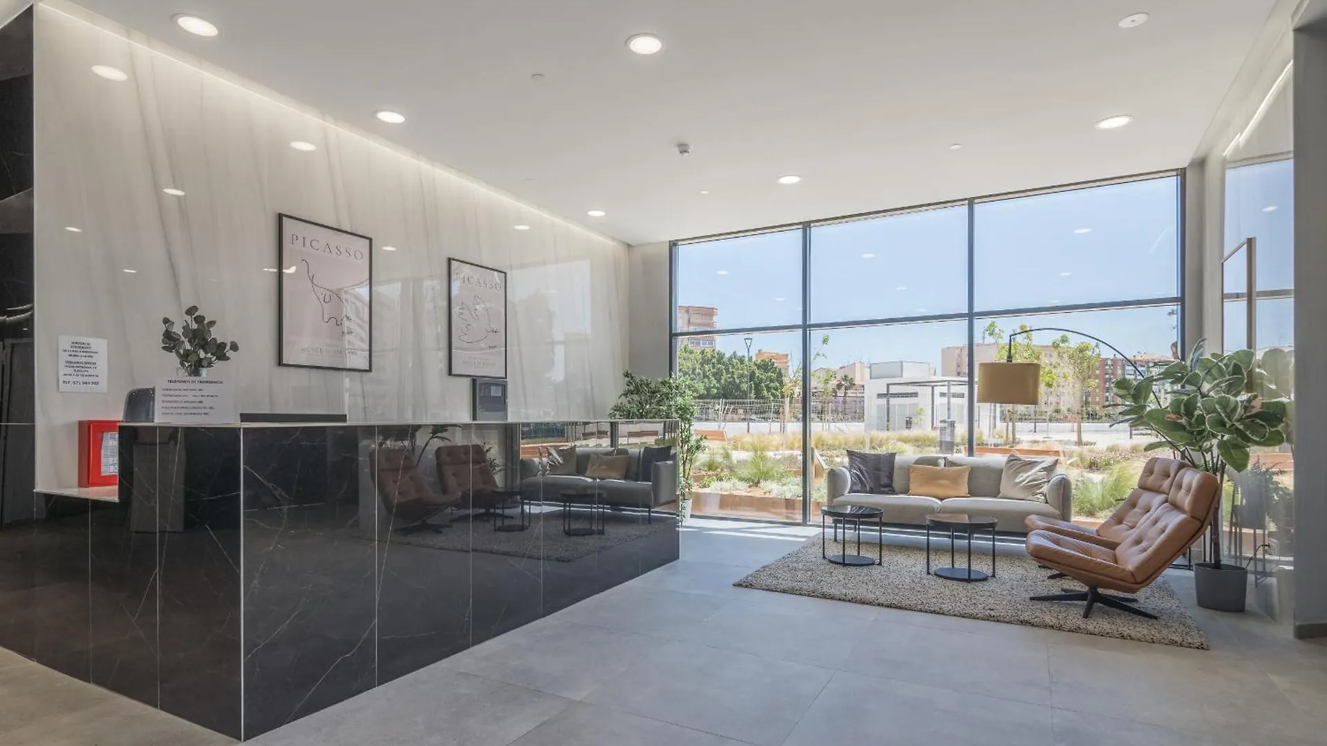 Suite Homes Urban Sky Tower 4 G Malaga
