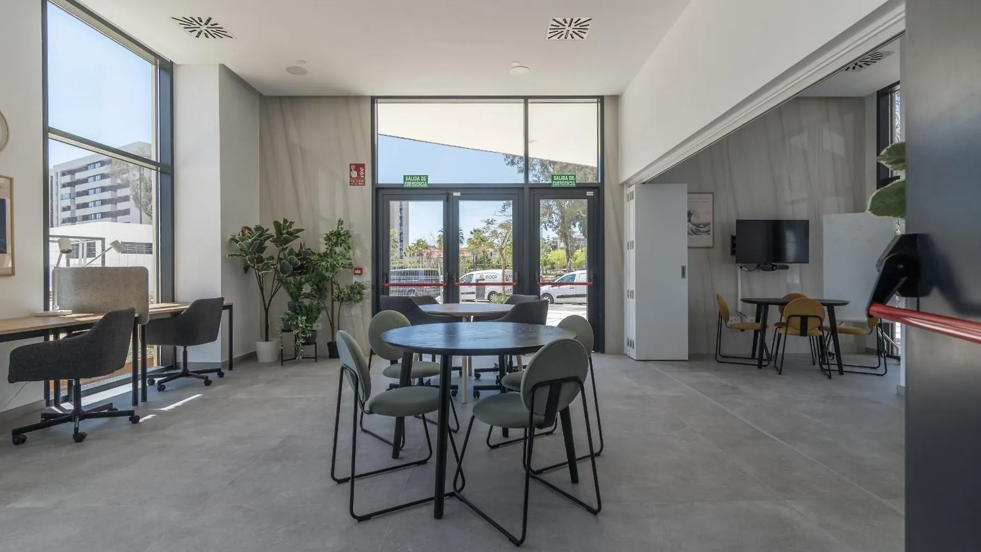 Suite Homes Urban Sky Tower 4 G Malaga 0*,  Spain